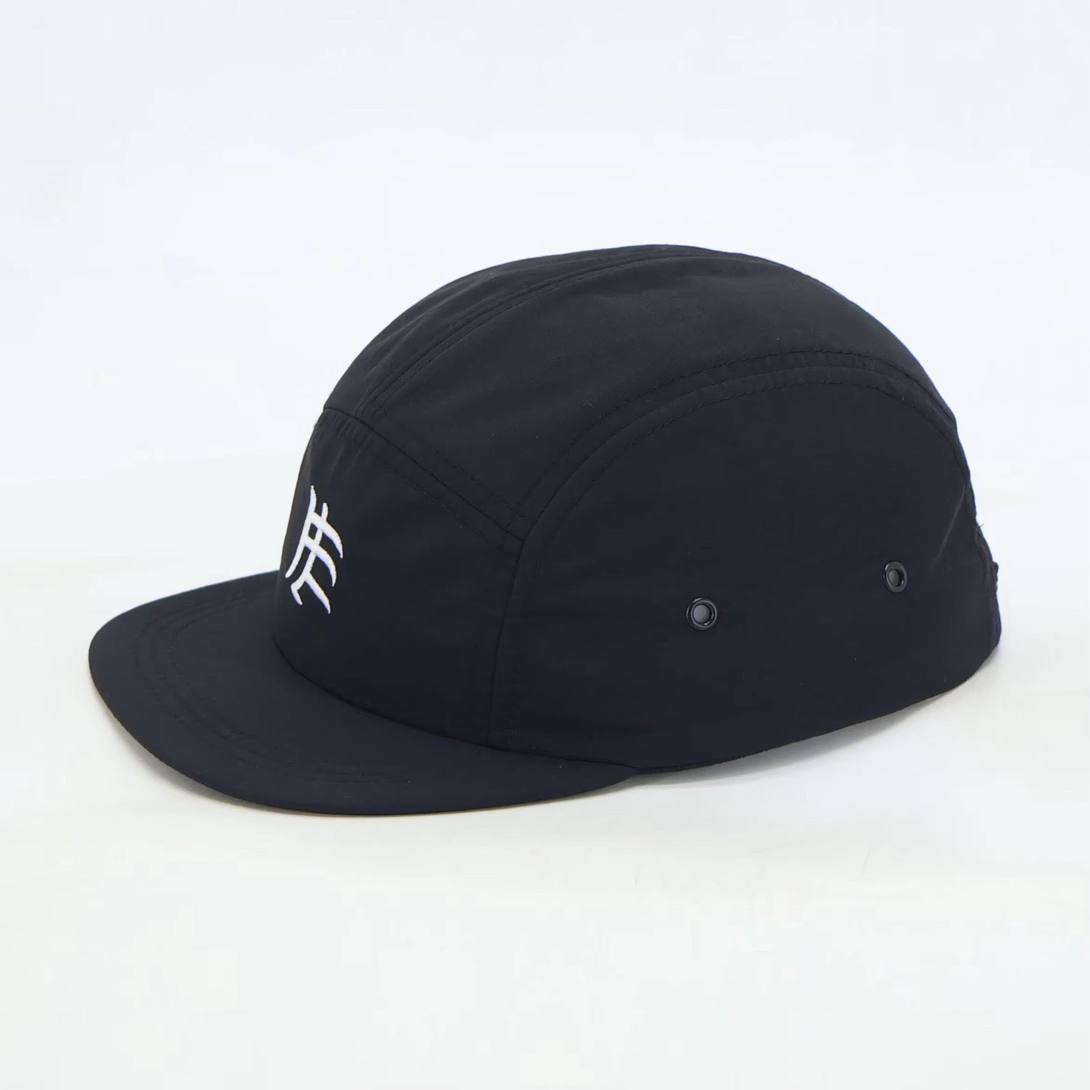 BLACK CAP